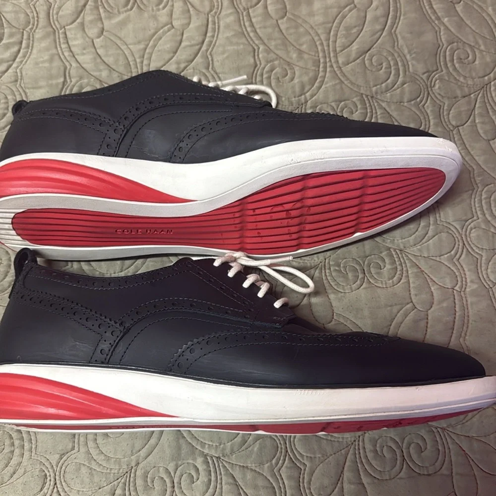 Men's Cole Haan Black and White Shoes